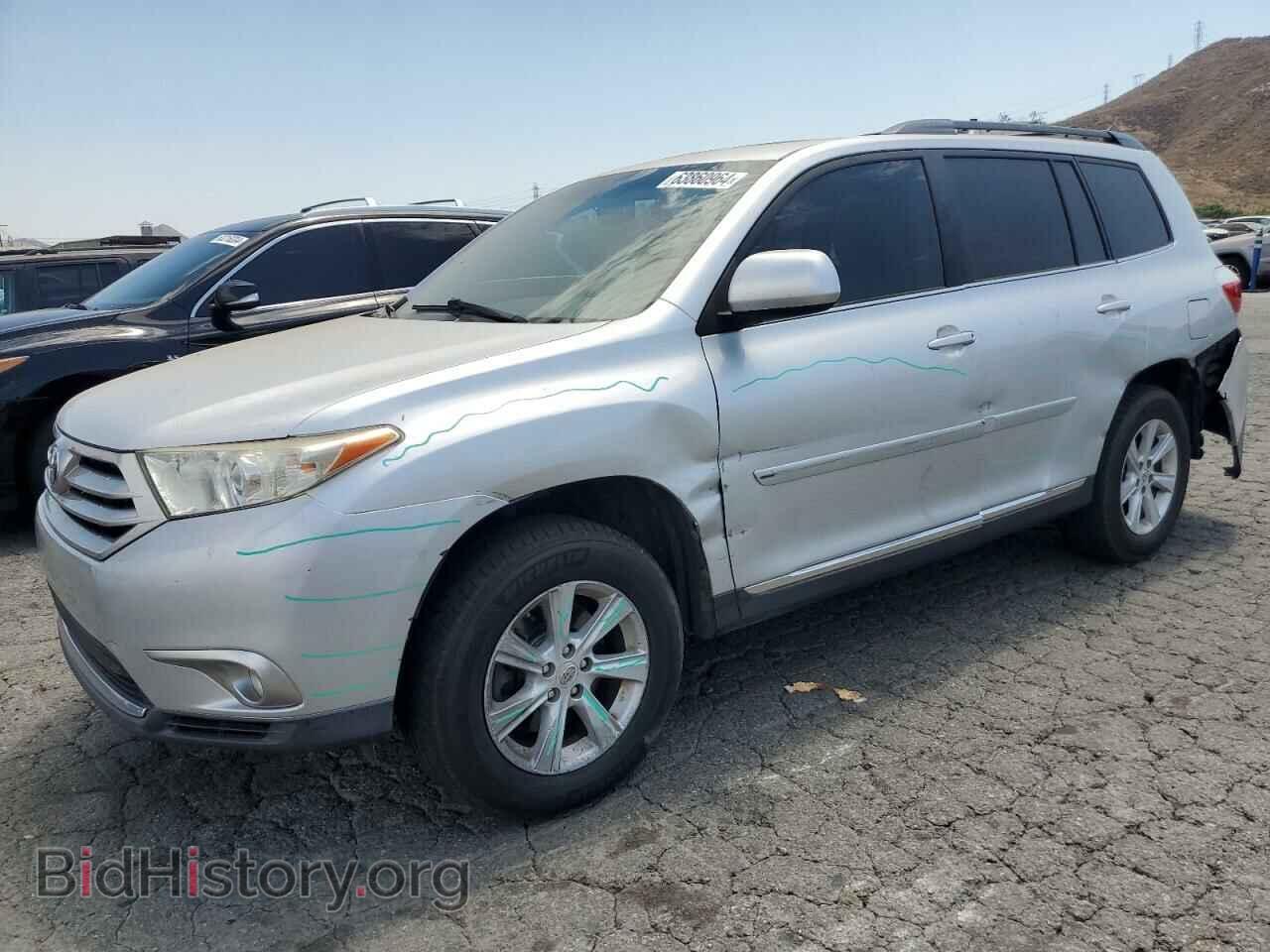 Фотография 5TDBK3EHXBS049306 - TOYOTA HIGHLANDER 2011