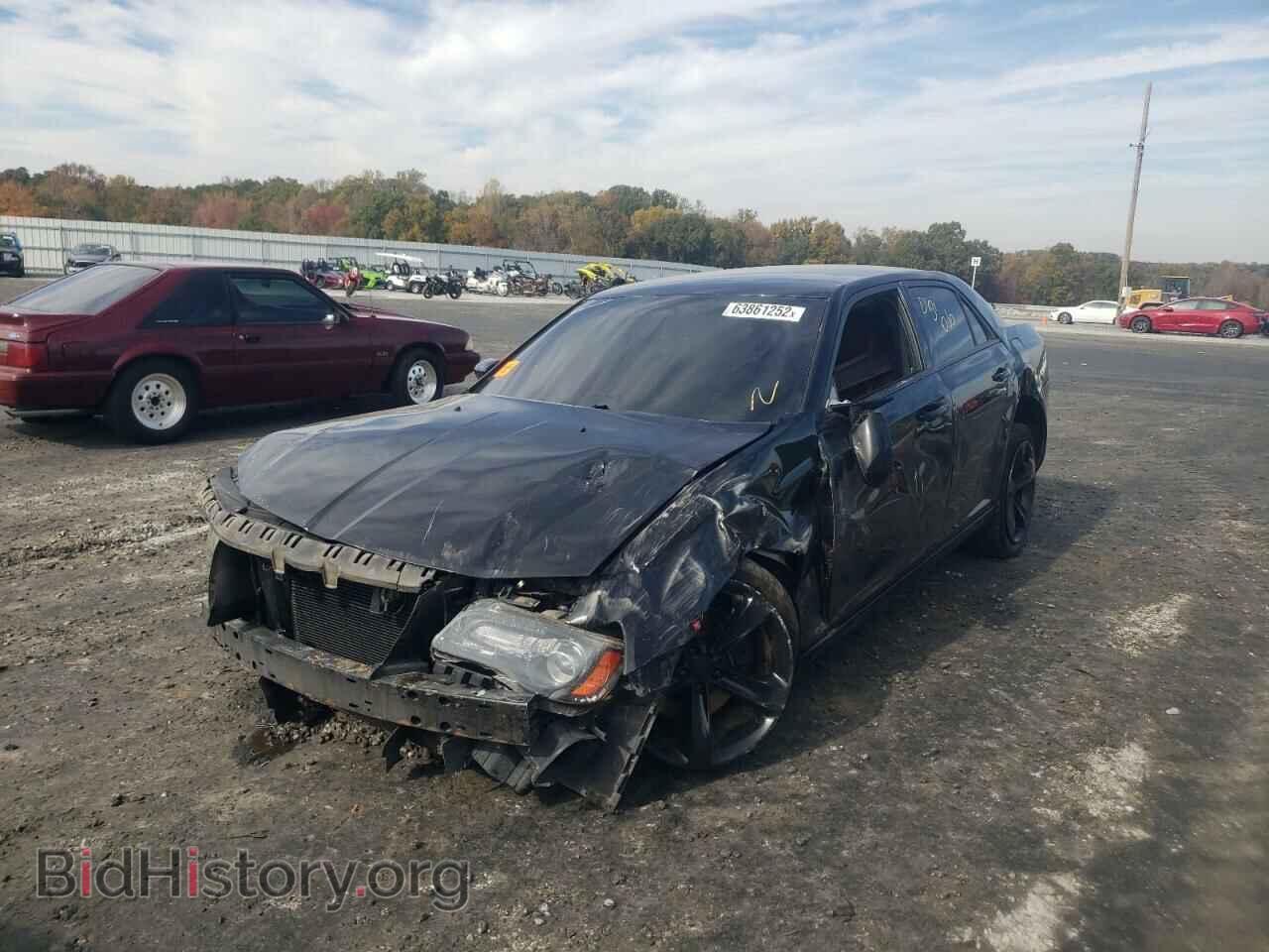 2013 CHRYSLER 300 - VIN: 2C3CCABTXDH666855 - Фото 2