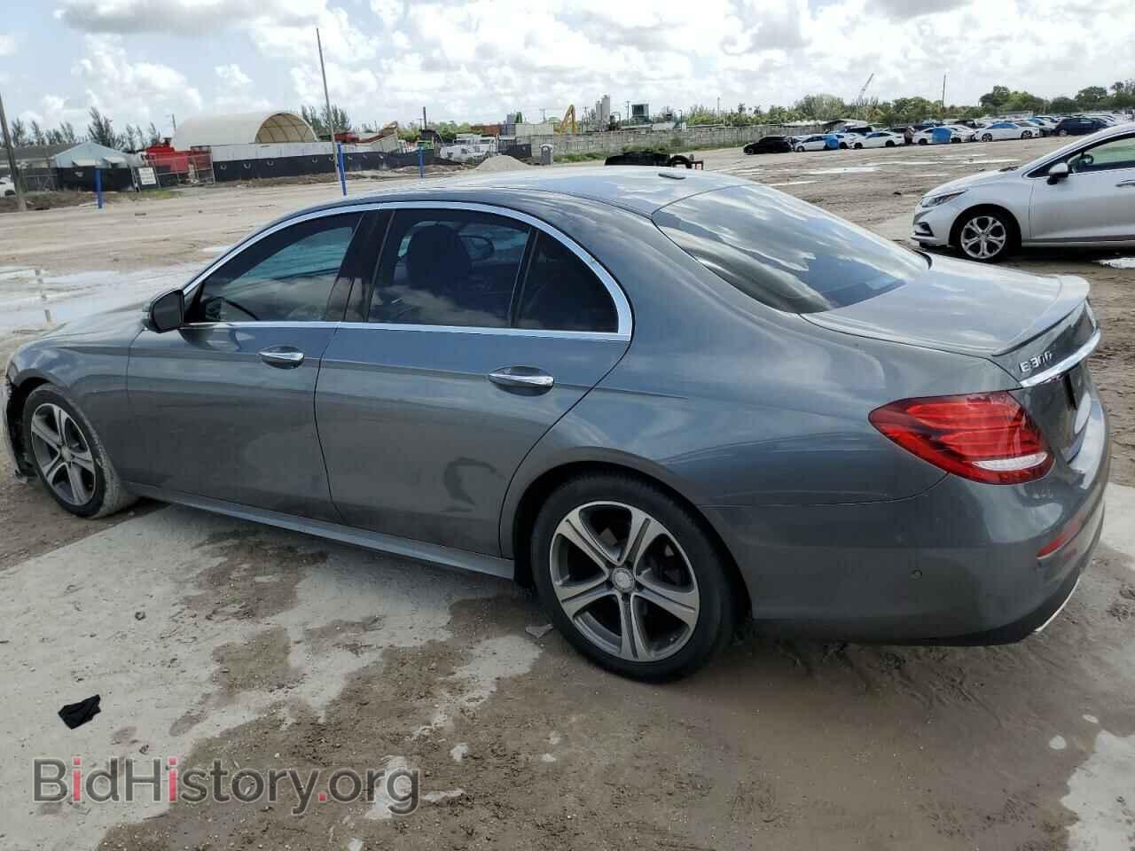 2017 MERCEDES-BENZ E-CLASS - VIN: WDDZF4JB0HA047960 - Фото 2