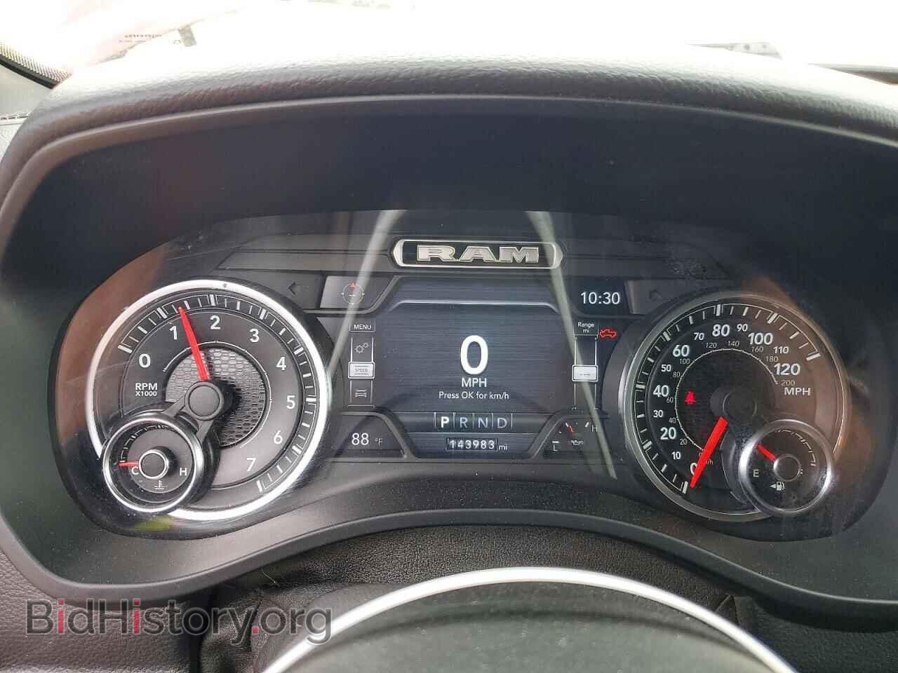 2019 RAM 1500 - VIN: 1C6SRFFT0KN607080 - Фото 9