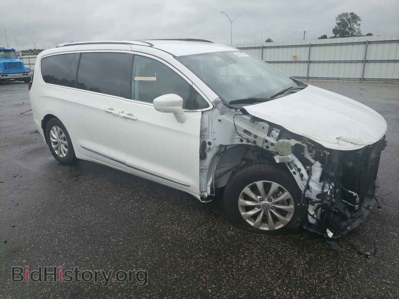 2018 CHRYSLER PACIFICA - VIN: 2C4RC1BG9JR210599 - Фото 4