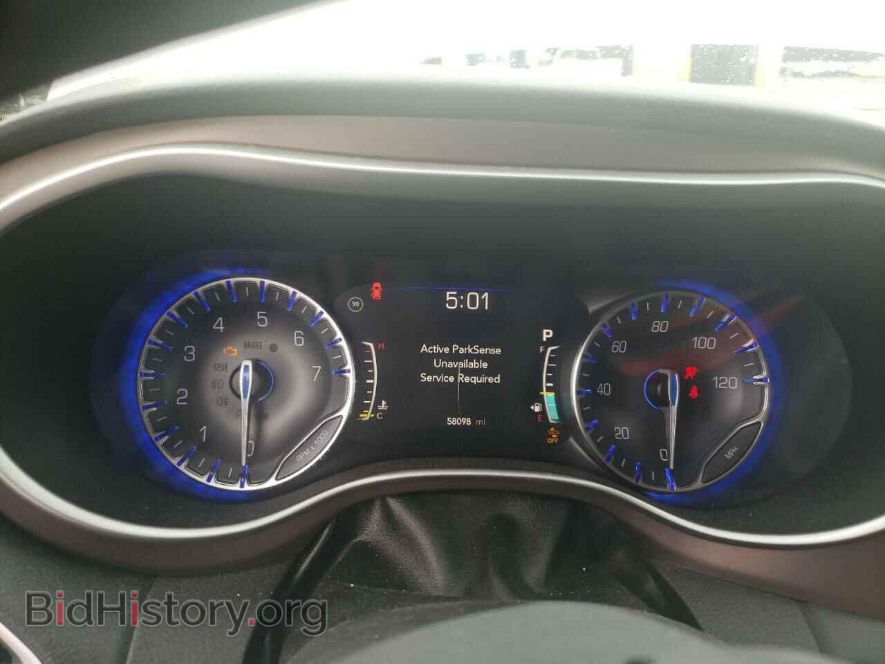 2018 CHRYSLER PACIFICA - VIN: 2C4RC1BG9JR210599 - Фото 9