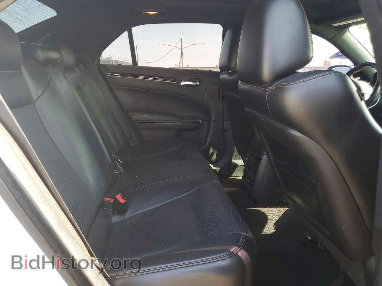 2017 CHRYSLER 300 - VIN: 2C3CCABT5HH552316 - Photo 10