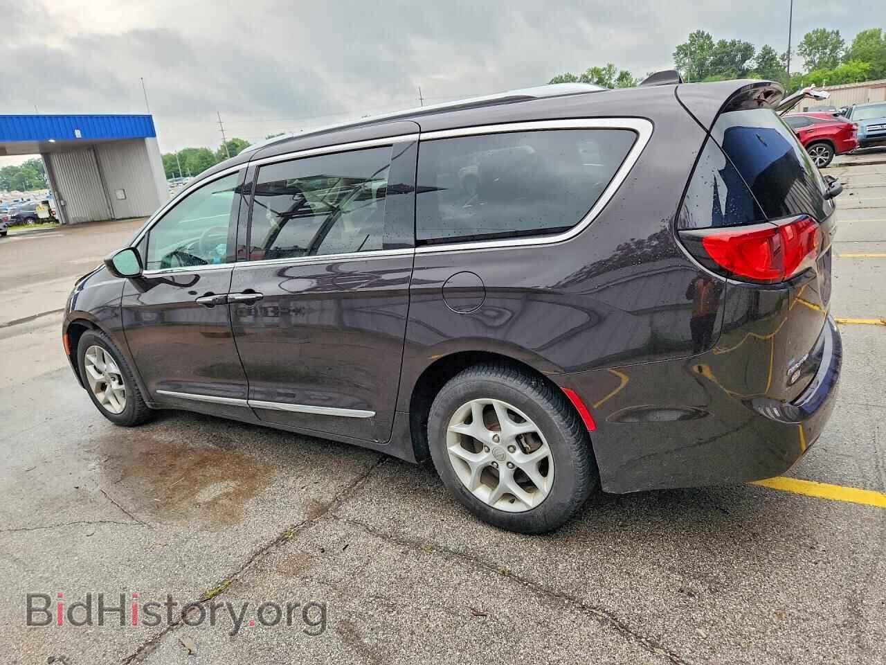 2017 CHRYSLER PACIFICA - VIN: 2C4RC1EG4HR729145 - Photo 2