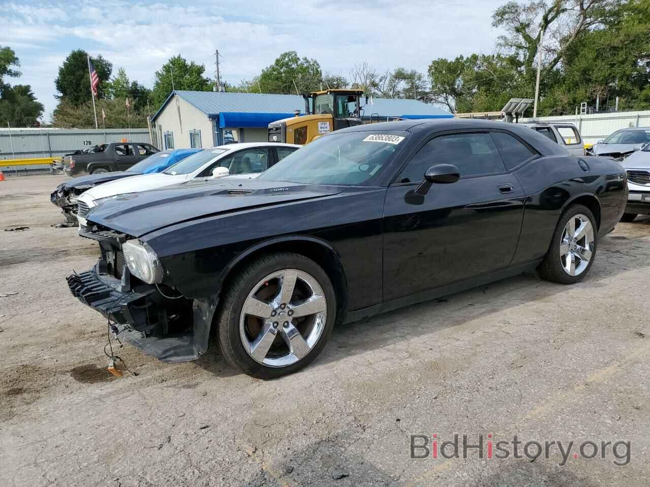 Photo 2B3LJ54T69H572227 - DODGE CHALLENGER 2009