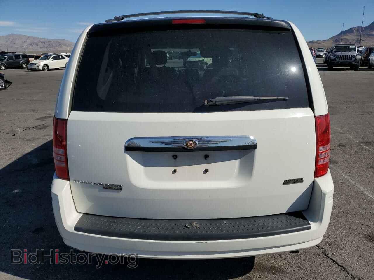 2008 CHRYSLER MINIVAN - VIN: 2A8HR54P88R121639 - Фото 6