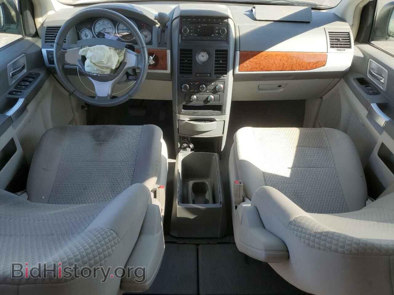 2008 CHRYSLER MINIVAN - VIN: 2A8HR54P88R121639 - Фото 8