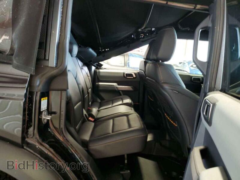 2023 Ford BRONCO (VIN 1FMEE5DP2PLB11875) — фото 10 из 12