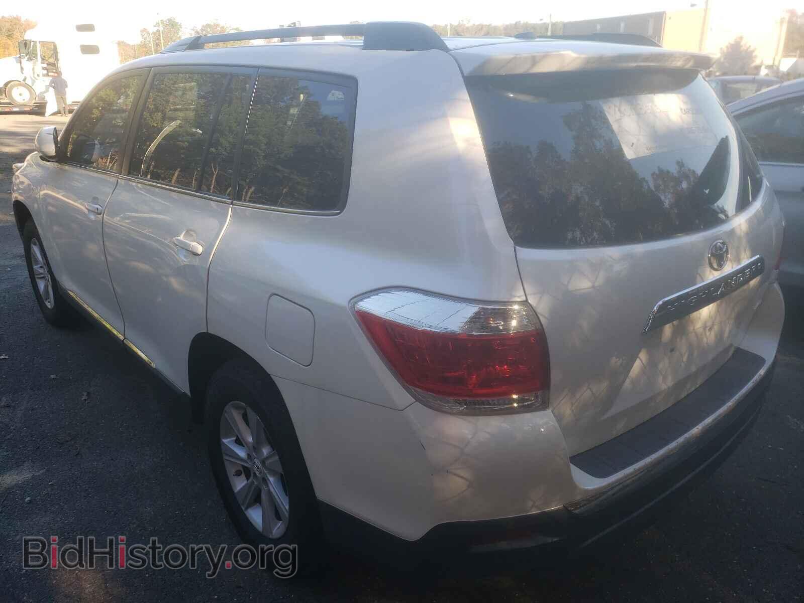 2012 TOYOTA HIGHLANDER - VIN: 5TDBK3EH2CS113114 - Фото 3