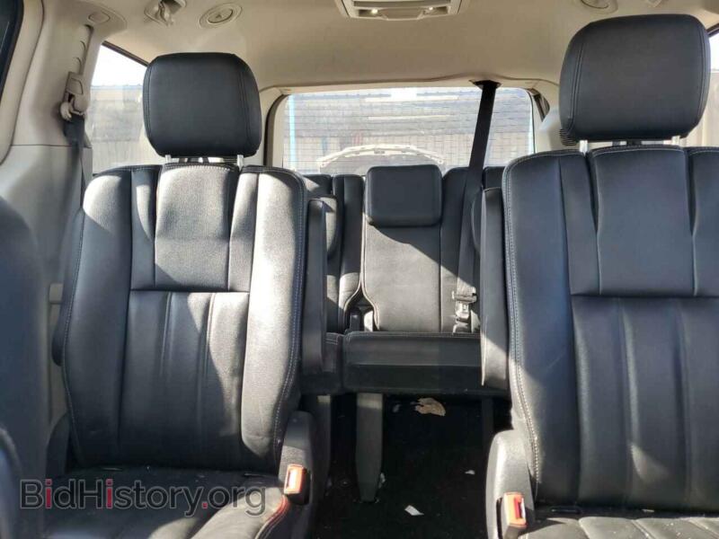 2016 Chrysler MINIVAN (VIN 2C4RC1BG1GR229110) — photo 10 of 13