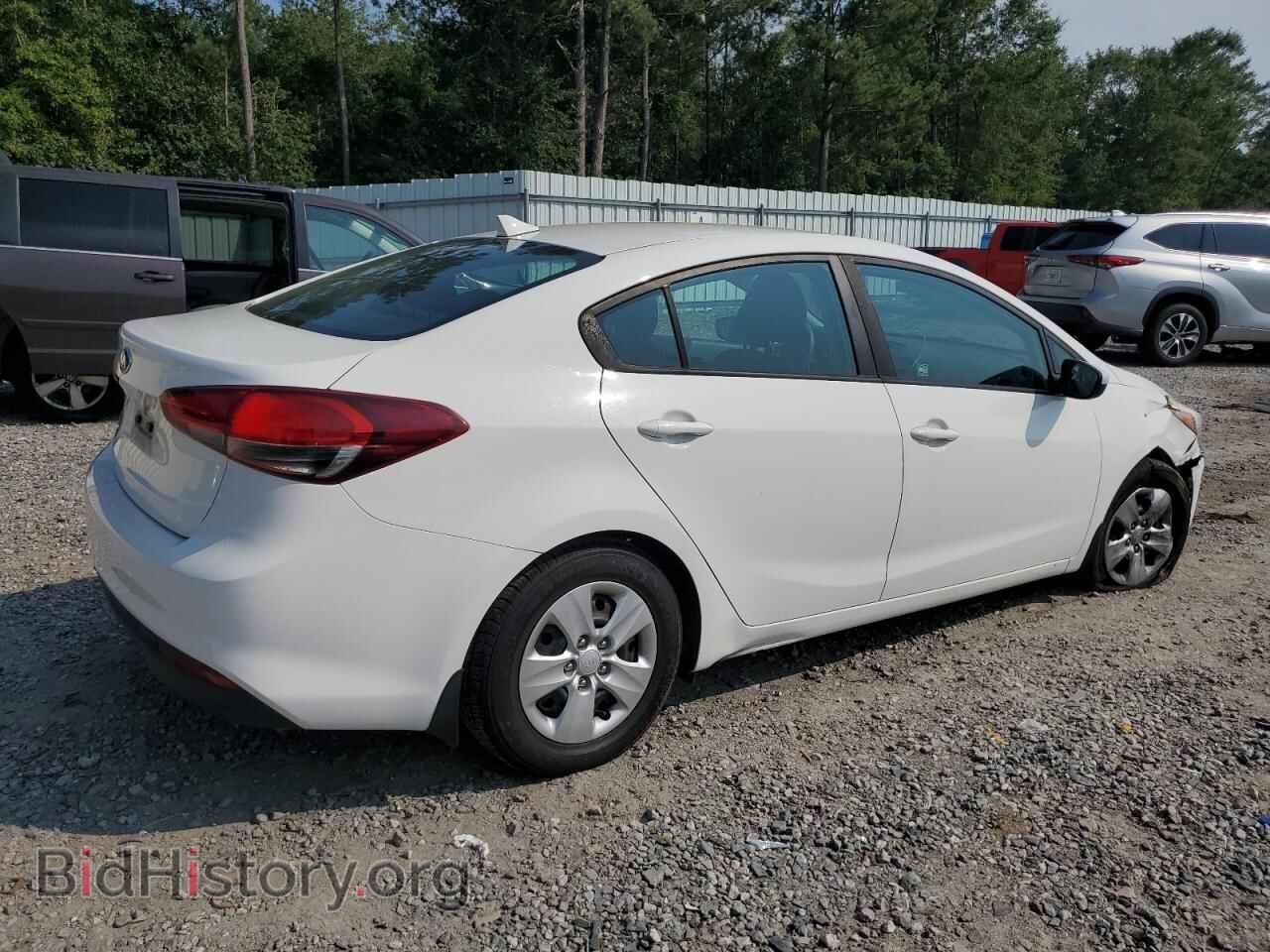 2017 KIA FORTE - VIN: 3KPFK4A76HE061783 - Фото 3