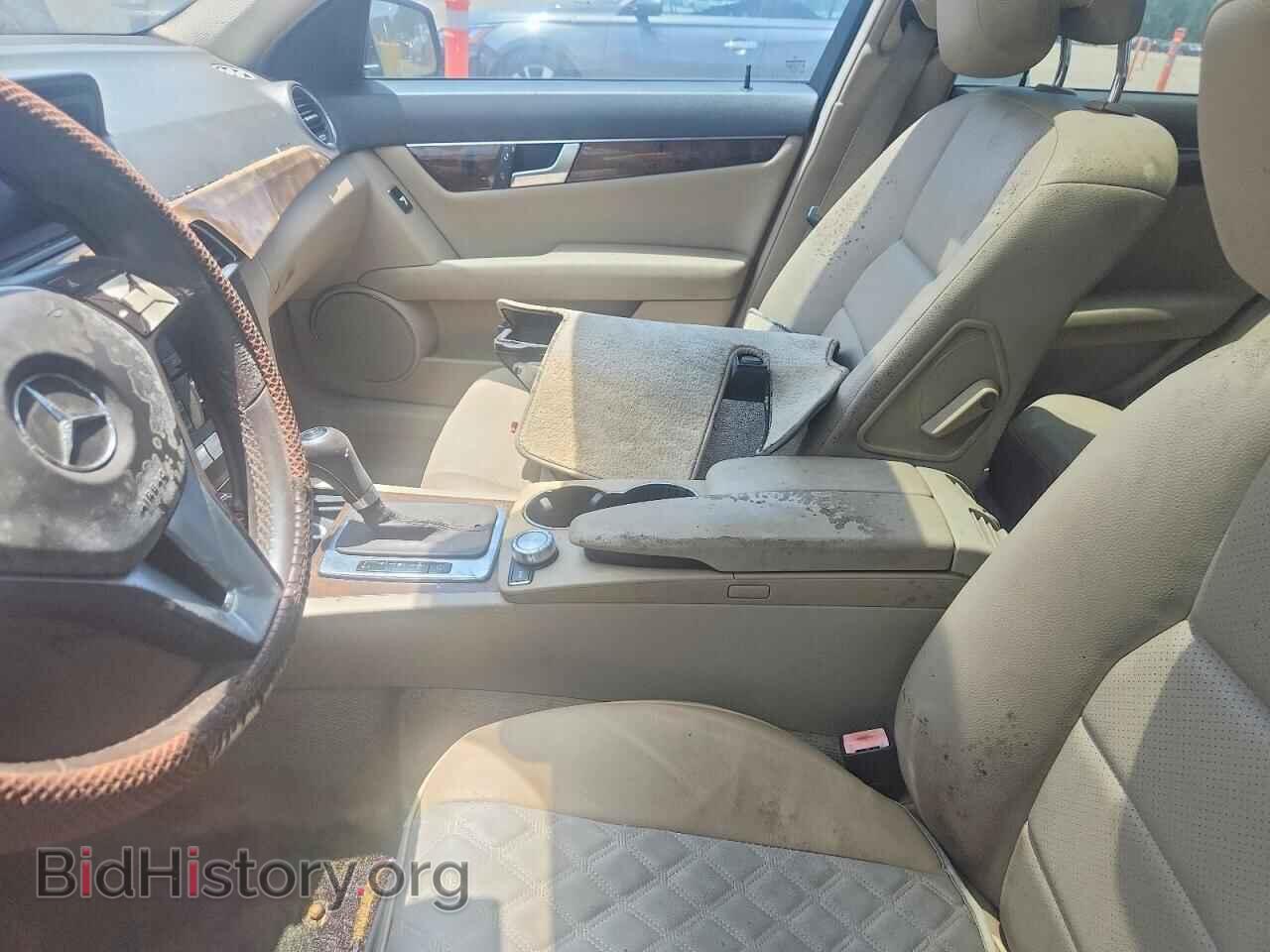 2012 MERCEDES-BENZ C-CLASS - VIN: WDDGF4HB7CR220879 - Фото 7