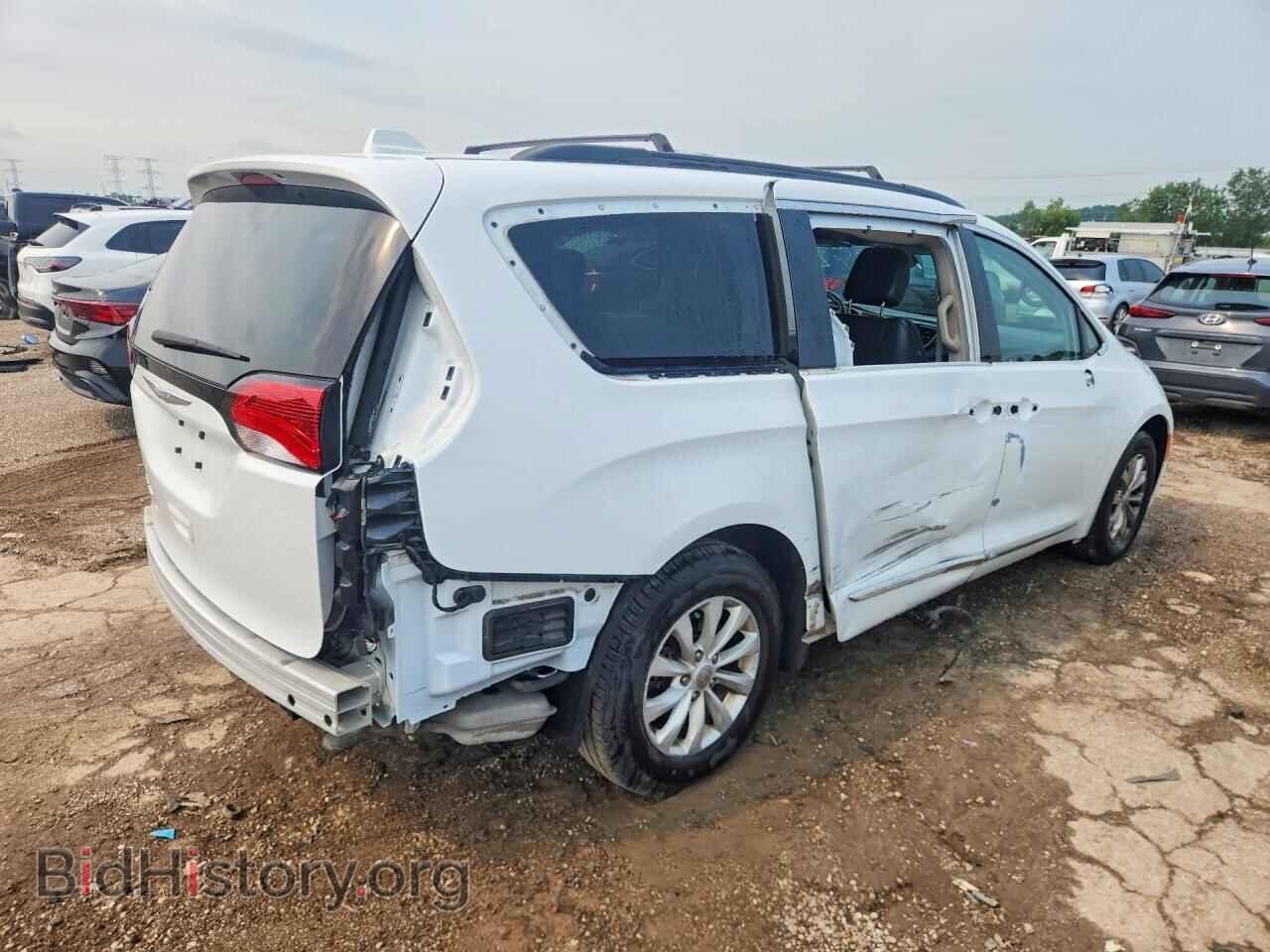 2017 CHRYSLER PACIFICA - VIN: 2C4RC1BG9HR703290 - Photo 3