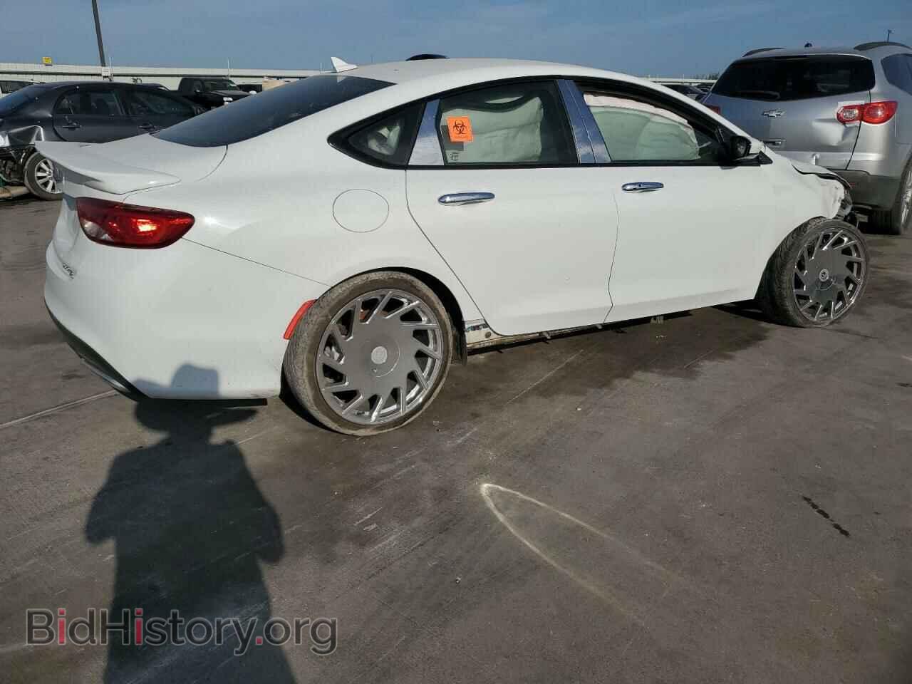 2015 CHRYSLER 200 - VIN: 1C3CCCBGXFN551875 - Фото 3