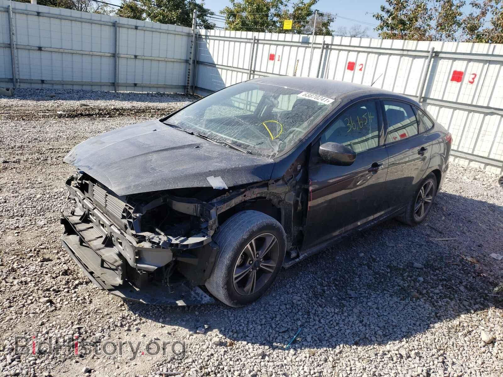 2018 FORD FOCUS - VIN: 1FADP3FE6JL284645 - Фото 2