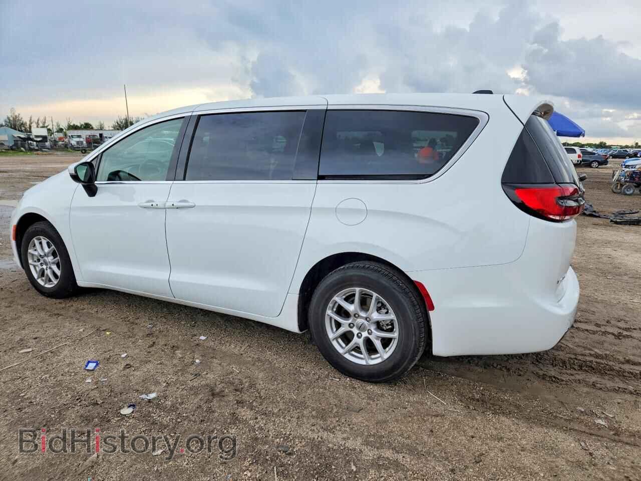 2023 CHRYSLER PACIFICA - VIN: 2C4RC1BG7PR553386 - Photo 2