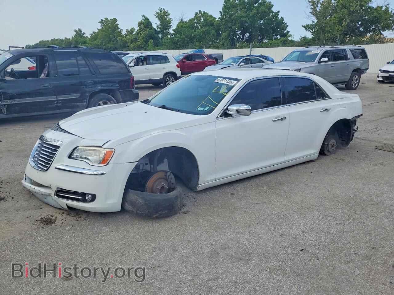 Фотография 2C3CCAET0EH118084 - CHRYSLER 300 2014