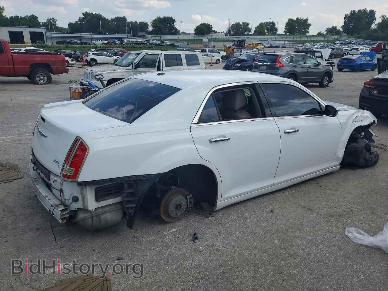2014 CHRYSLER 300 - VIN: 2C3CCAET0EH118084 - Фото 3