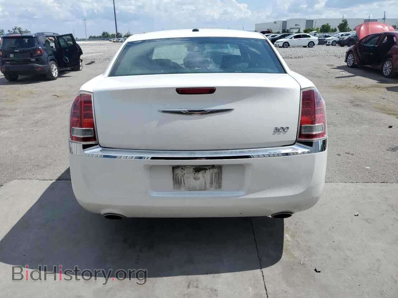 2013 CHRYSLER 300 - VIN: 2C3CCAAG4DH520617 - Фото 6