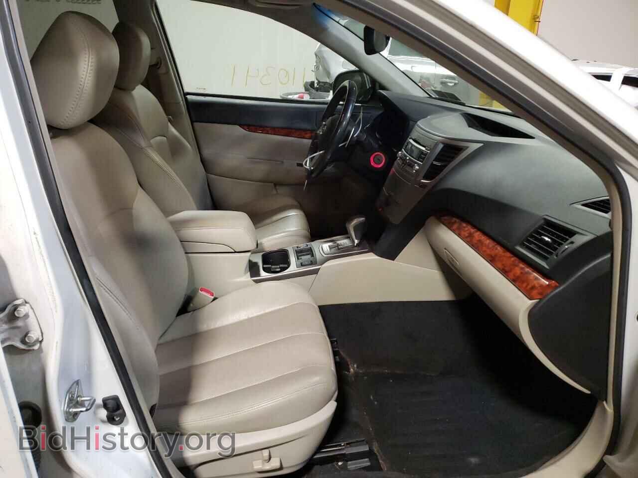 2011 SUBARU OUTBACK - VIN: 4S4BRBKCXB3355126 - Photo 5