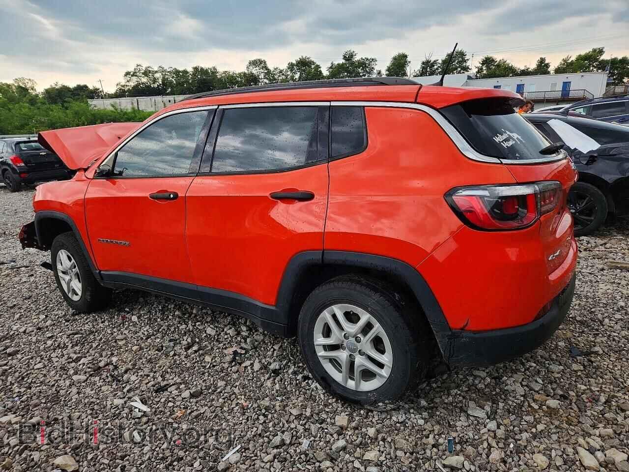 2019 JEEP COMPASS - VIN: 3C4NJDAB2KT672805 - Photo 2