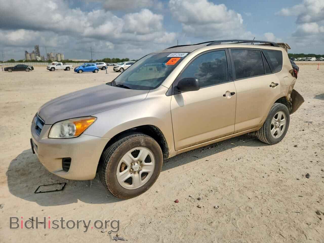 Фотография 2T3ZF4DV2BW085683 - TOYOTA RAV4 2011