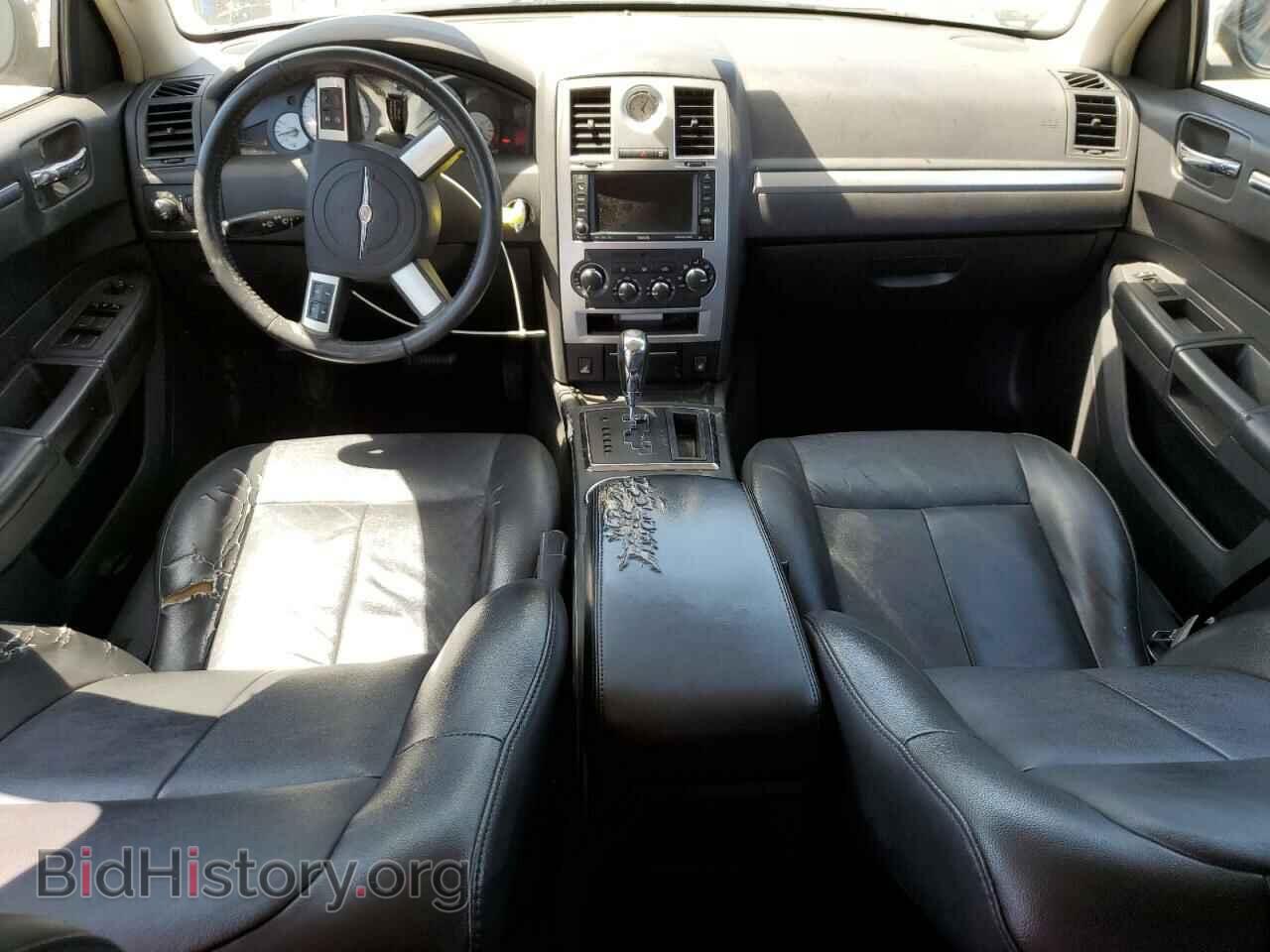 2010 CHRYSLER 300 - VIN: 2C3CA5CV4AH318784 - Фото 8