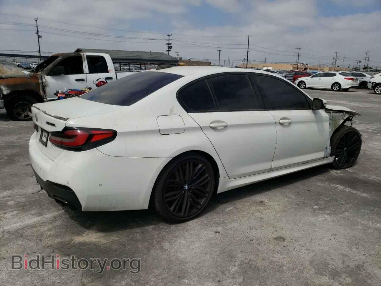 2021 BMW M5 - VIN: WBA13BK08MCF51785 - Фото 3