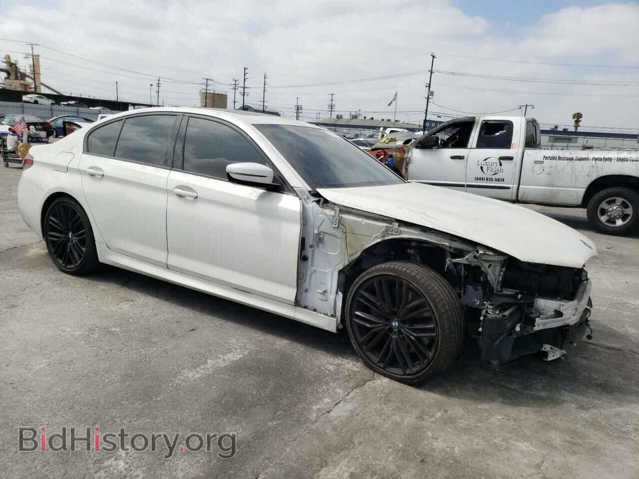 2021 BMW M5 - VIN: WBA13BK08MCF51785 - Фото 4