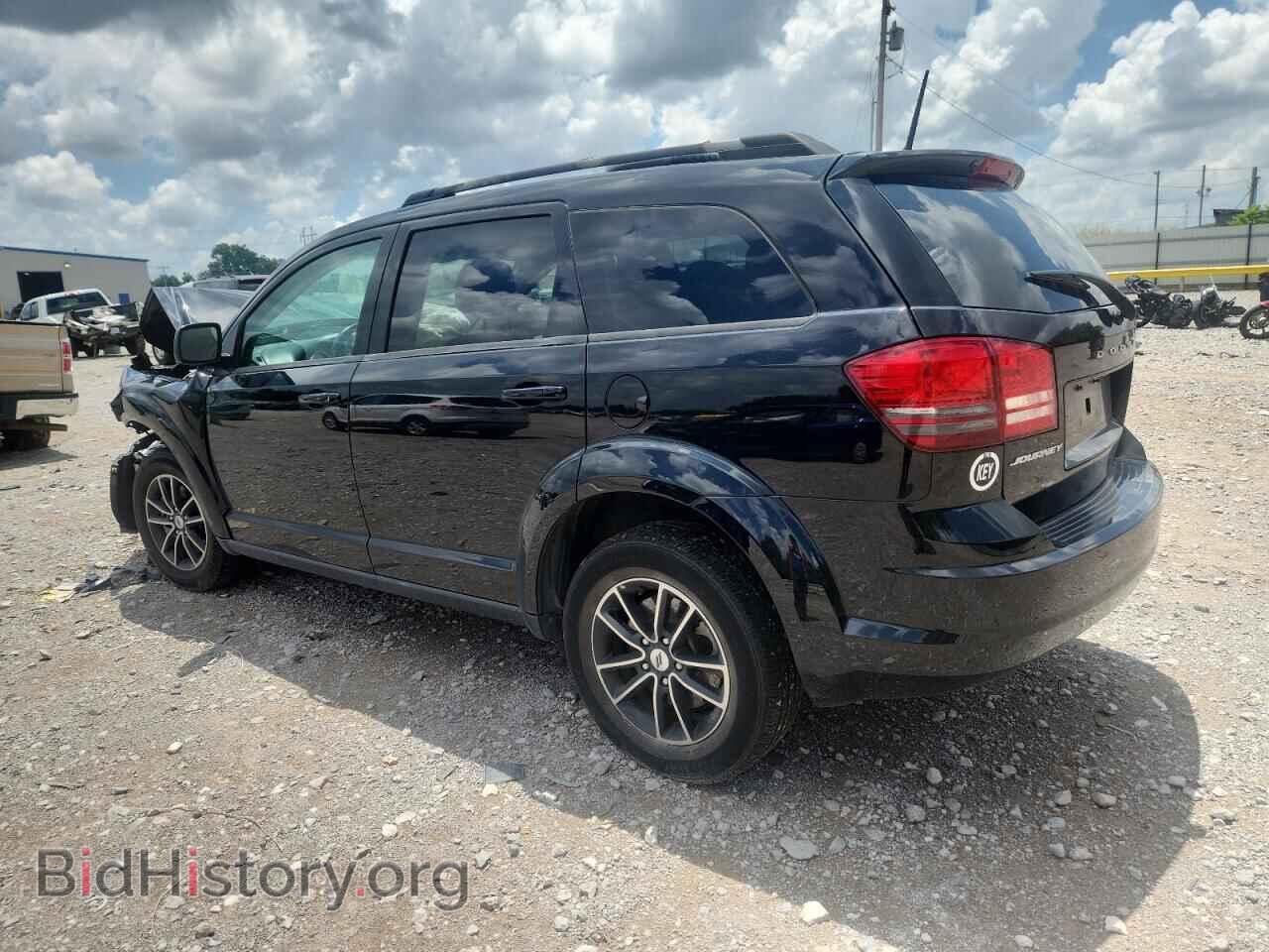 2018 DODGE JOURNEY - VIN: 3C4PDCAB2JT517342 - Фото 2
