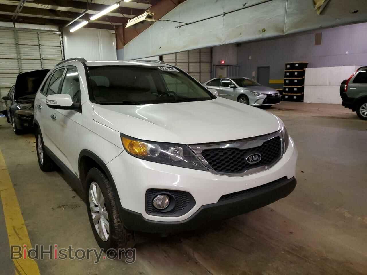 Photo 5XYKUDA2XBG155883 - KIA SORENTO 2011