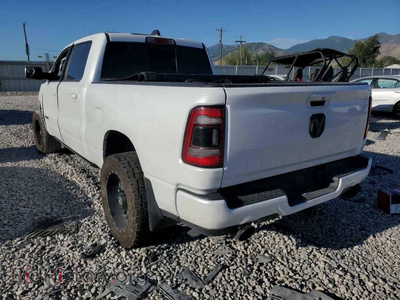 2019 RAM 1500 - VIN: 1C6SRFTT2KN837689 - Фото 2