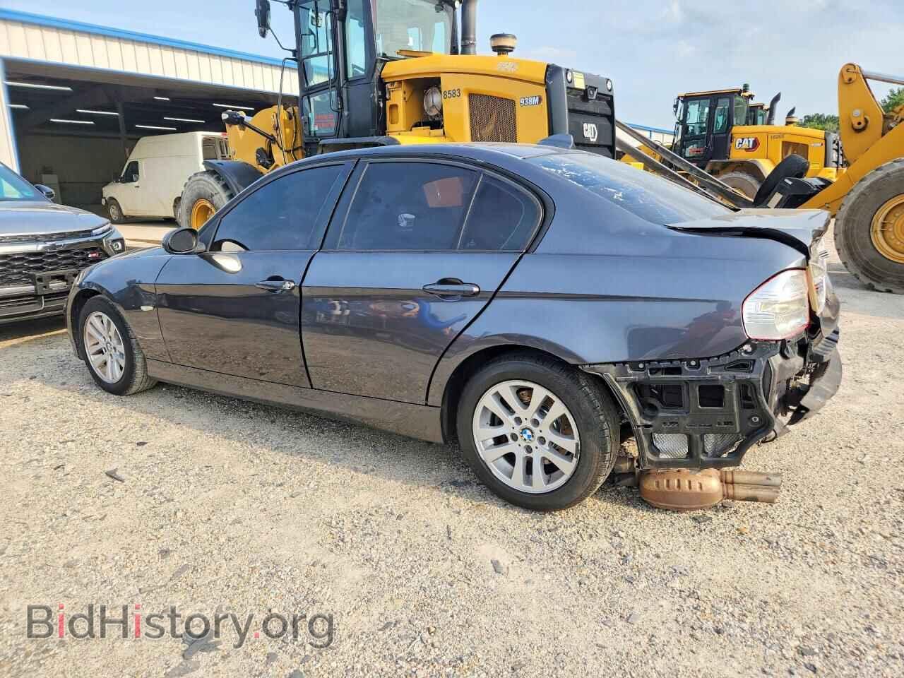2007 BMW 3 SERIES - VIN: WBAVC73537KP31921 - Фото 2