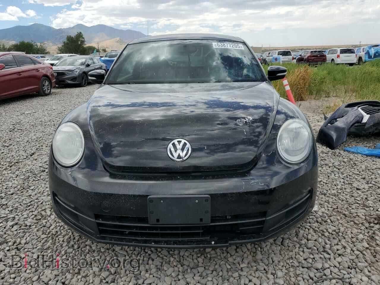 2013 VOLKSWAGEN BEETLE - VIN: 3VWJP7AT4DM607911 - Фото 5