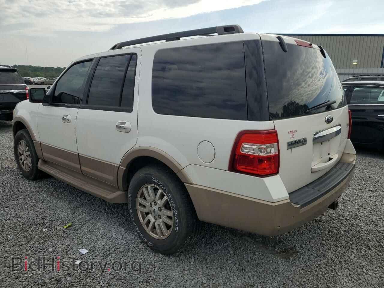2013 FORD EXPEDITION - VIN: 1FMJU1H55DEF26613 - Фото 2