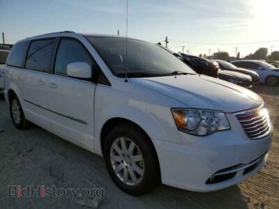 2014 Chrysler MINIVAN Town & COU, white — VIN 2C4RC1BGXER314346, Copart