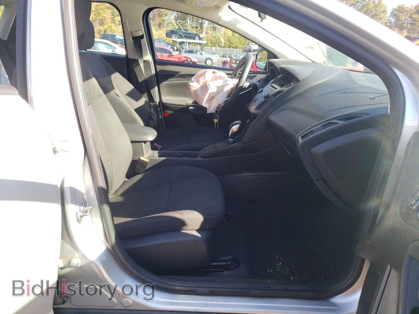 2016 FORD FOCUS - VIN: 1FADP3F22GL331765 - Photo 5