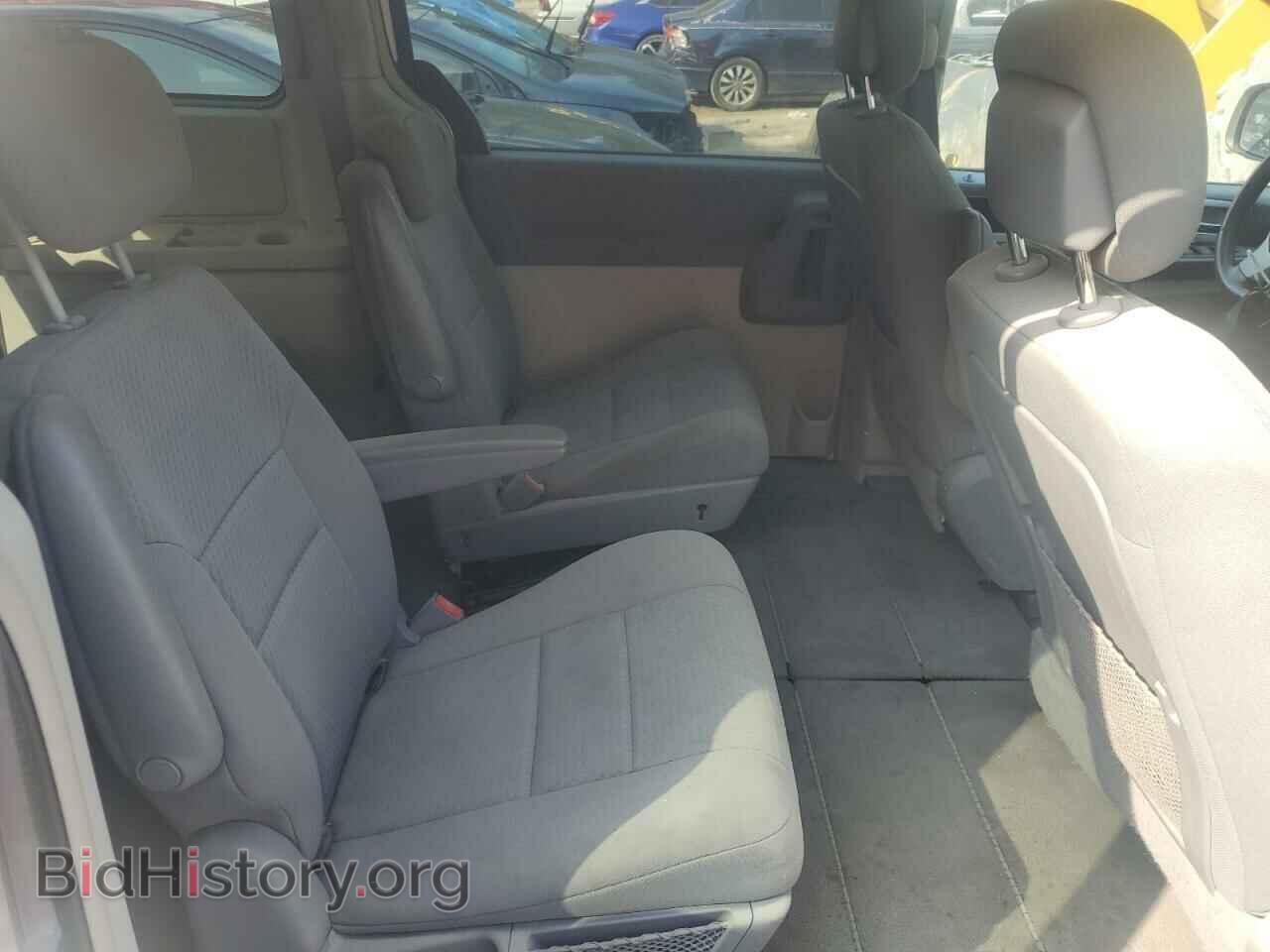 2010 CHRYSLER MINIVAN - VIN: 2A4RR5D1XAR266771 - Фото 11