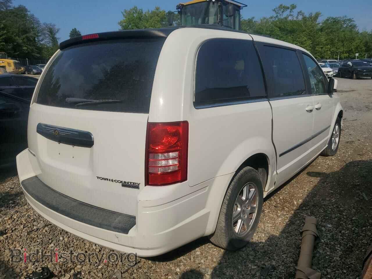 2010 CHRYSLER MINIVAN - VIN: 2A4RR5D1XAR266771 - Фото 3