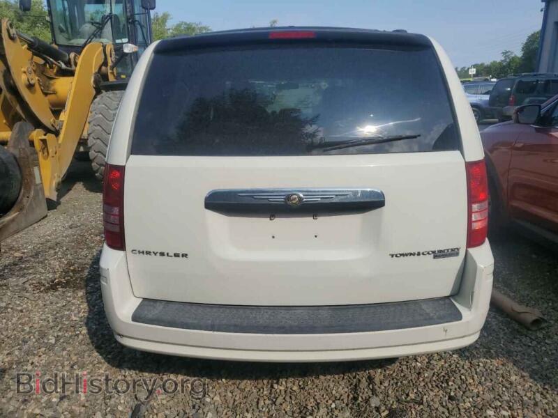 2010 Chrysler MINIVAN (VIN 2A4RR5D1XAR266771) — photo 6 of 13