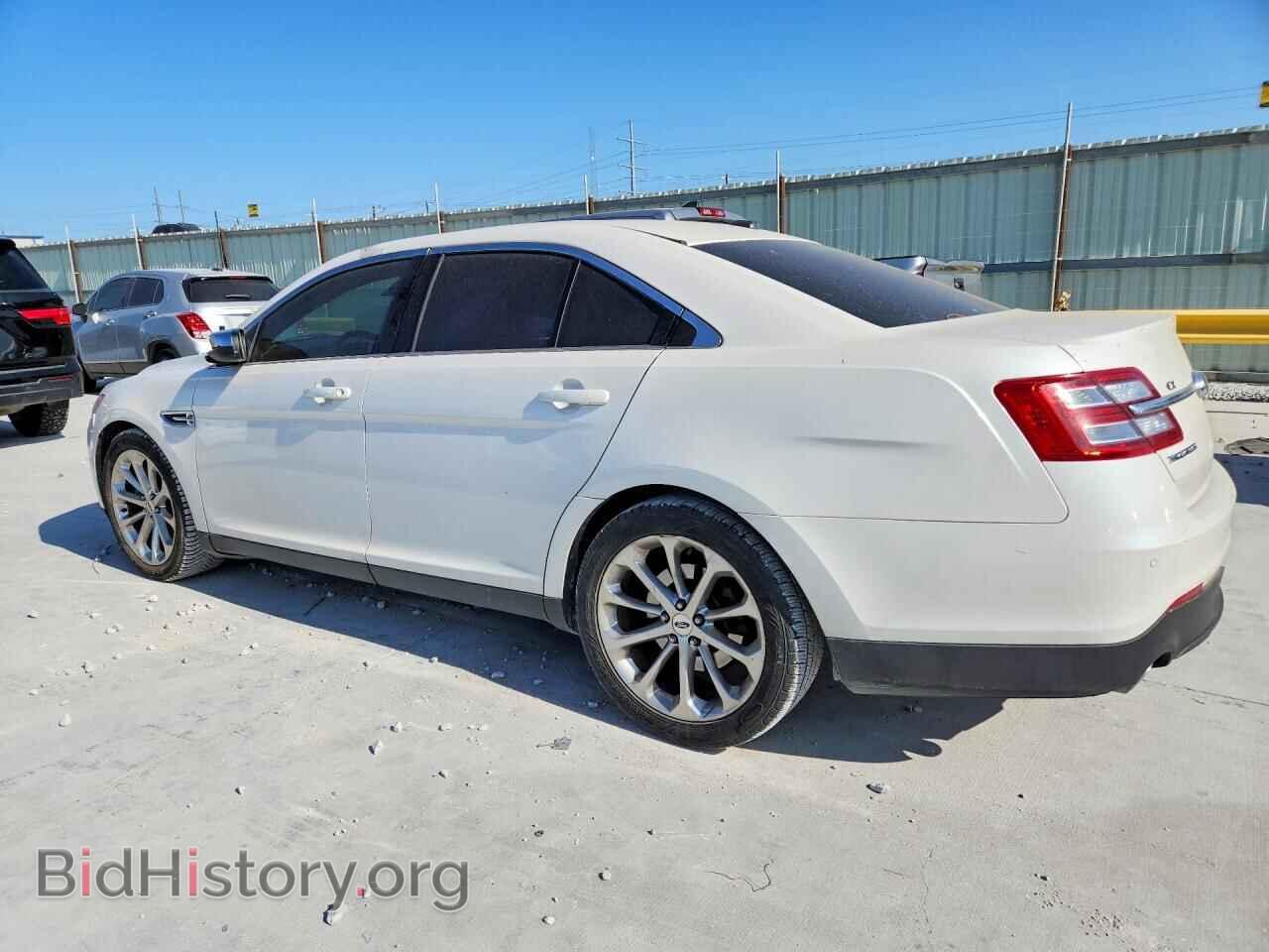 2015 FORD TAURUS - VIN: 1FAHP2F88FG209161 - Фото 2