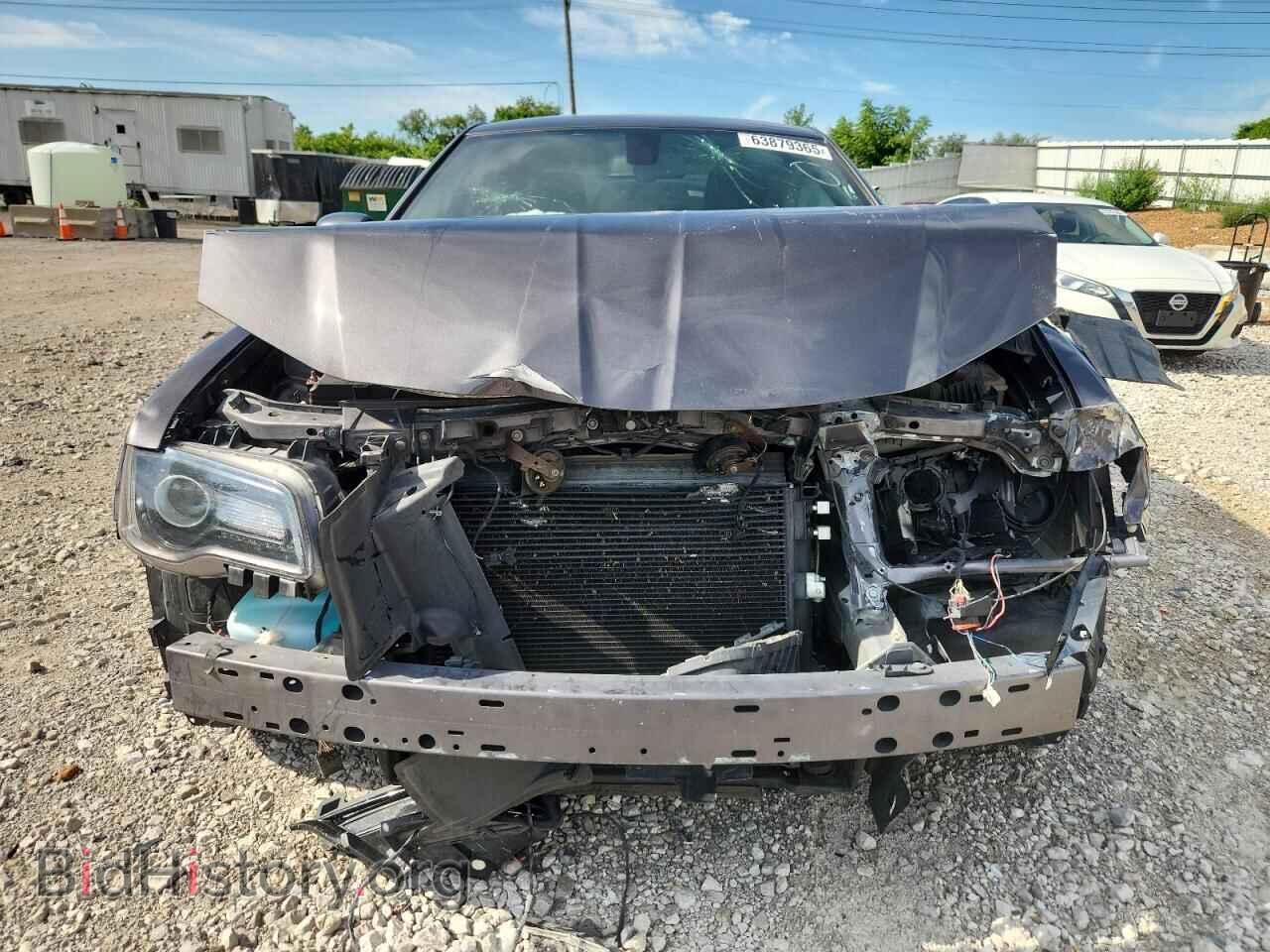 2019 CHRYSLER 300 - VIN: 2C3CCABG0KH577831 - Фото 5