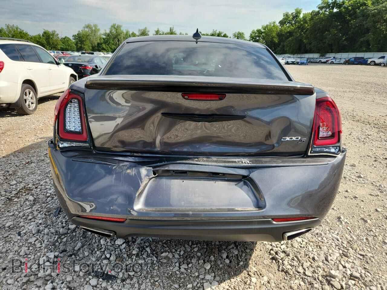2019 CHRYSLER 300 - VIN: 2C3CCABG0KH577831 - Фото 6