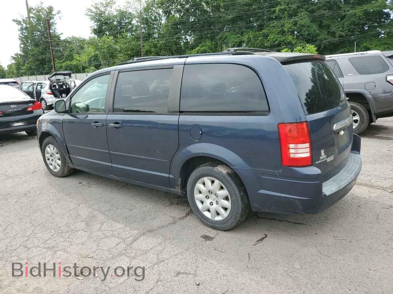 2008 CHRYSLER MINIVAN - VIN: 2A8HR44H28R845037 - Фото 2