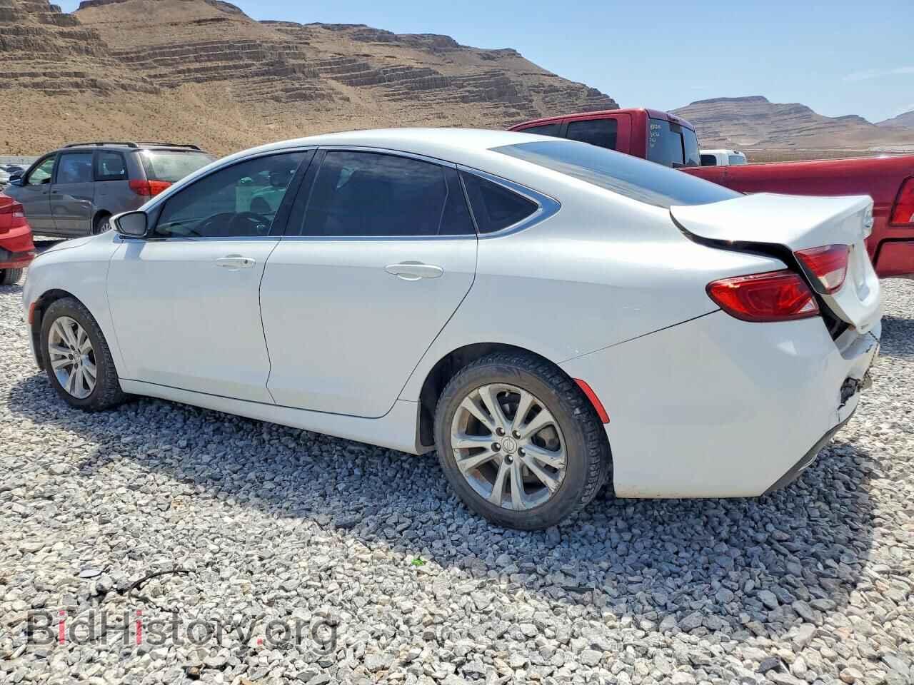 2015 CHRYSLER 200 - VIN: 1C3CCCAB6FN579873 - Фото 2