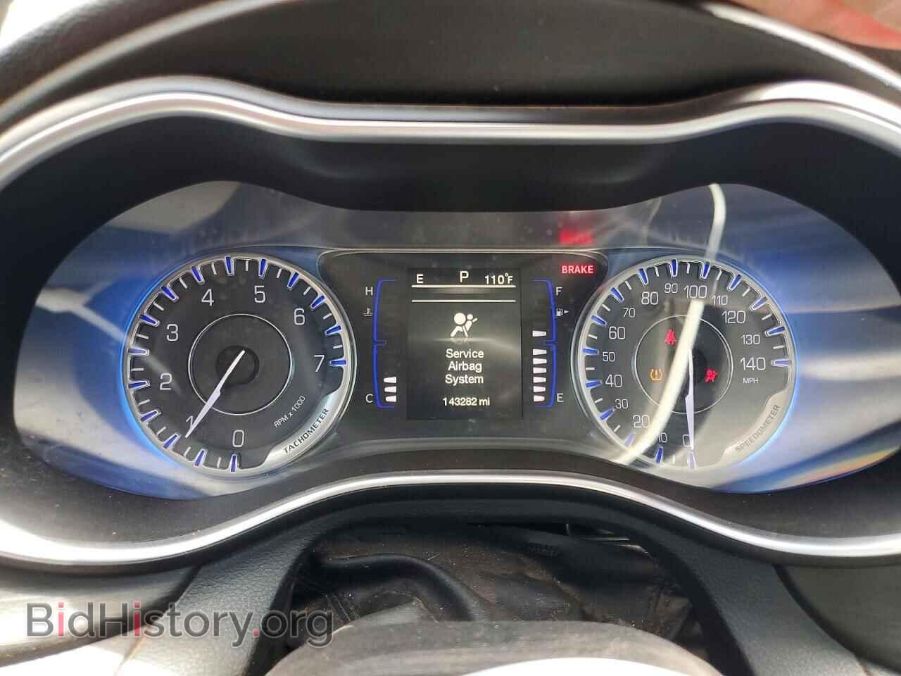 2015 CHRYSLER 200 - VIN: 1C3CCCAB6FN579873 - Фото 9
