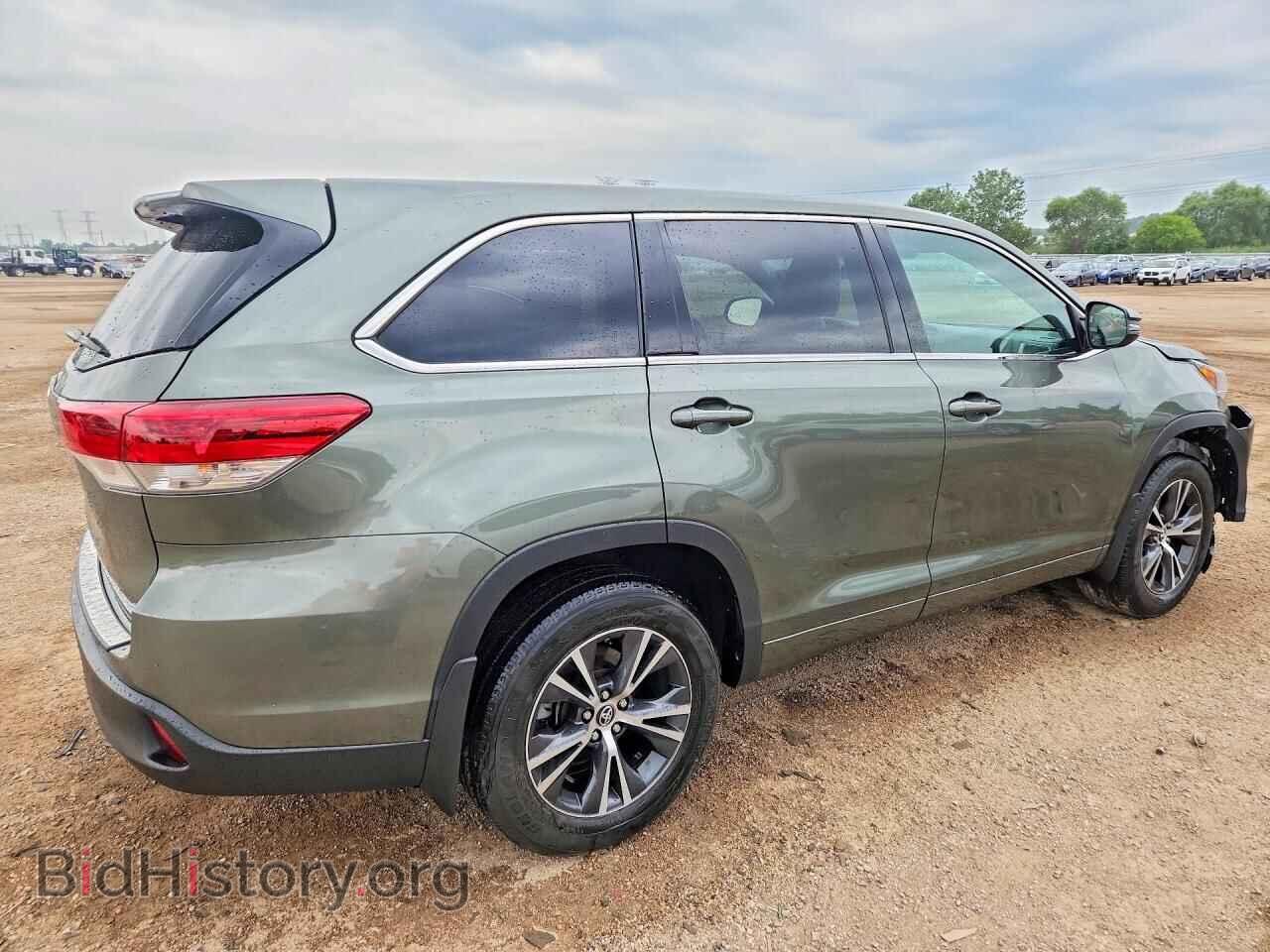 2017 TOYOTA HIGHLANDER - VIN: 5TDBZRFH7HS414546 - Фото 3