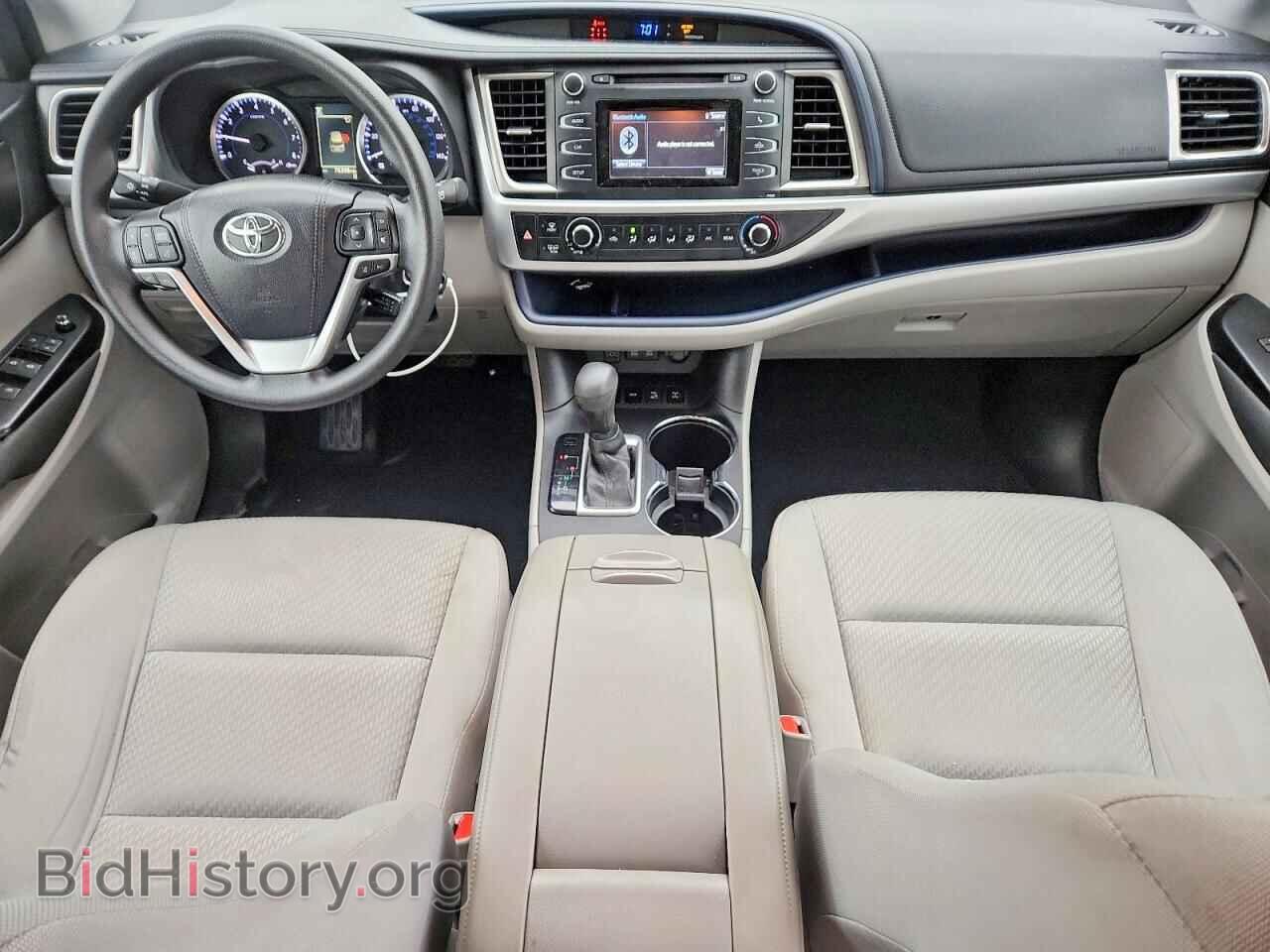 2017 TOYOTA HIGHLANDER - VIN: 5TDBZRFH7HS414546 - Фото 8