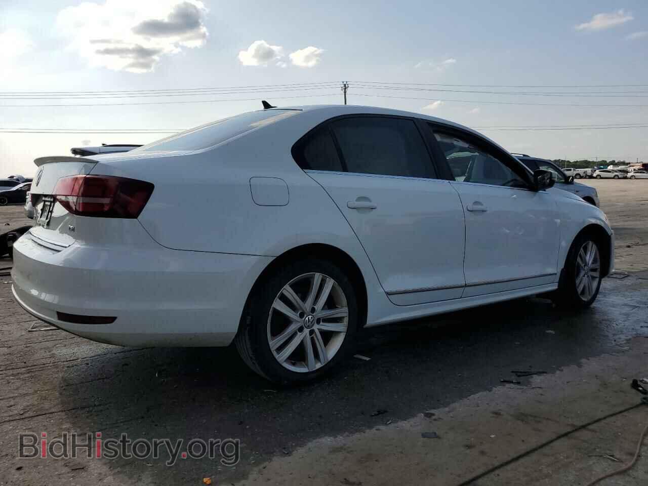 2017 VOLKSWAGEN JETTA - VIN: 3VWL17AJ0HM344363 - Фото 3