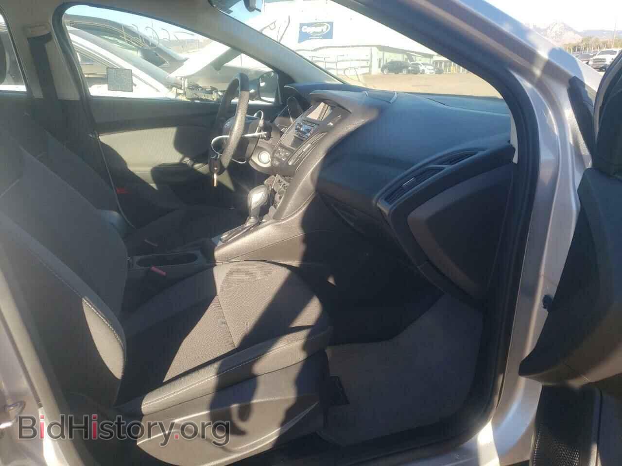 2012 FORD FOCUS - VIN: 1FAHP3F28CL175596 - Photo 5